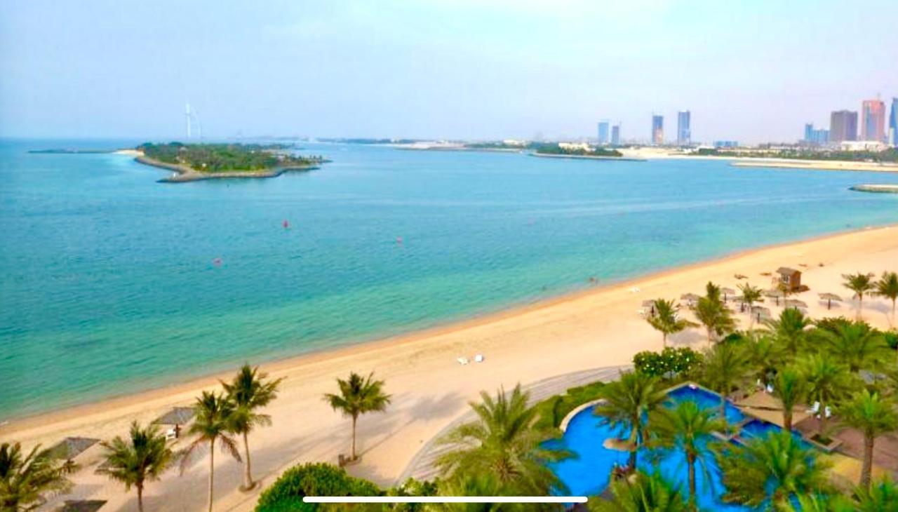 شقة Luxury - Beachfront - Spacious Shoreline Residences - 5 Star Private