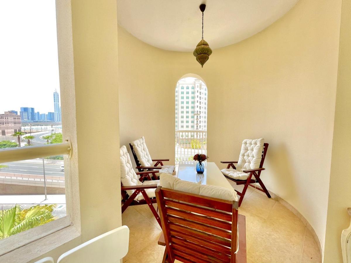 Luxury - Beachfront - Spacious Shoreline Residences - 5 Star Private دبي
