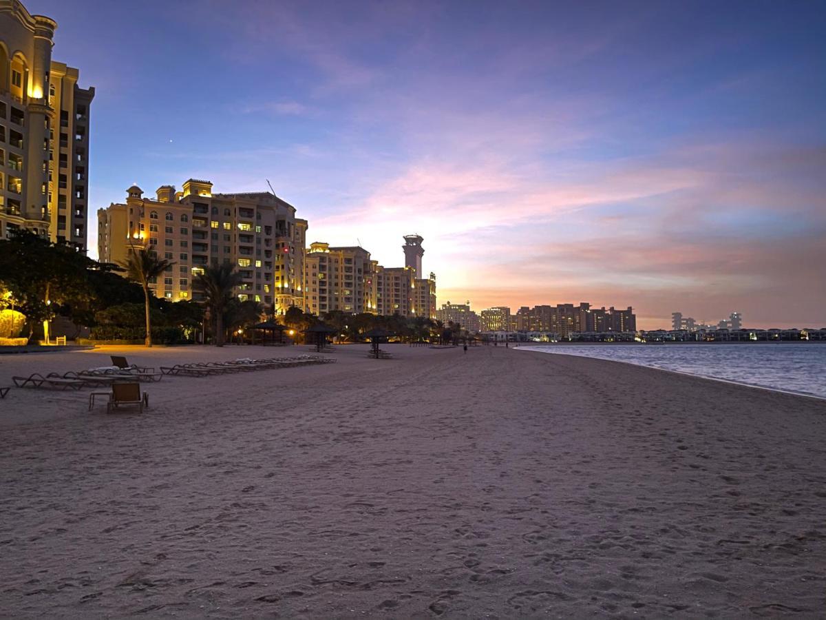 شقة Luxury - Beachfront - Spacious Shoreline Residences - 5 Star Private دبي